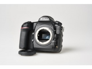 Appareil photo Nikon D850 dans son emballage d'origine
