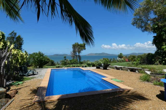 a-vendre-villa-type-f5-au-bord-de-mer-a-port-ouenghi-plage-avec-une-vue-paradisiaque-forte-baisse-de-prix-big-10