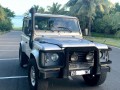 land-rover-defender-90-small-1