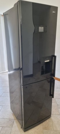 refrigerateur-congelateur-lg-big-0