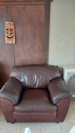 fauteuil-simili-marron-chocolat-confortable-a-vendre-big-0
