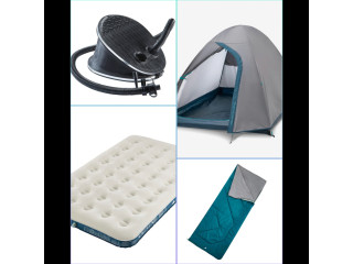Lot tente camping avec équipement.