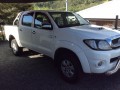 toyota-hilux-diesel-couleur-blanche-small-0